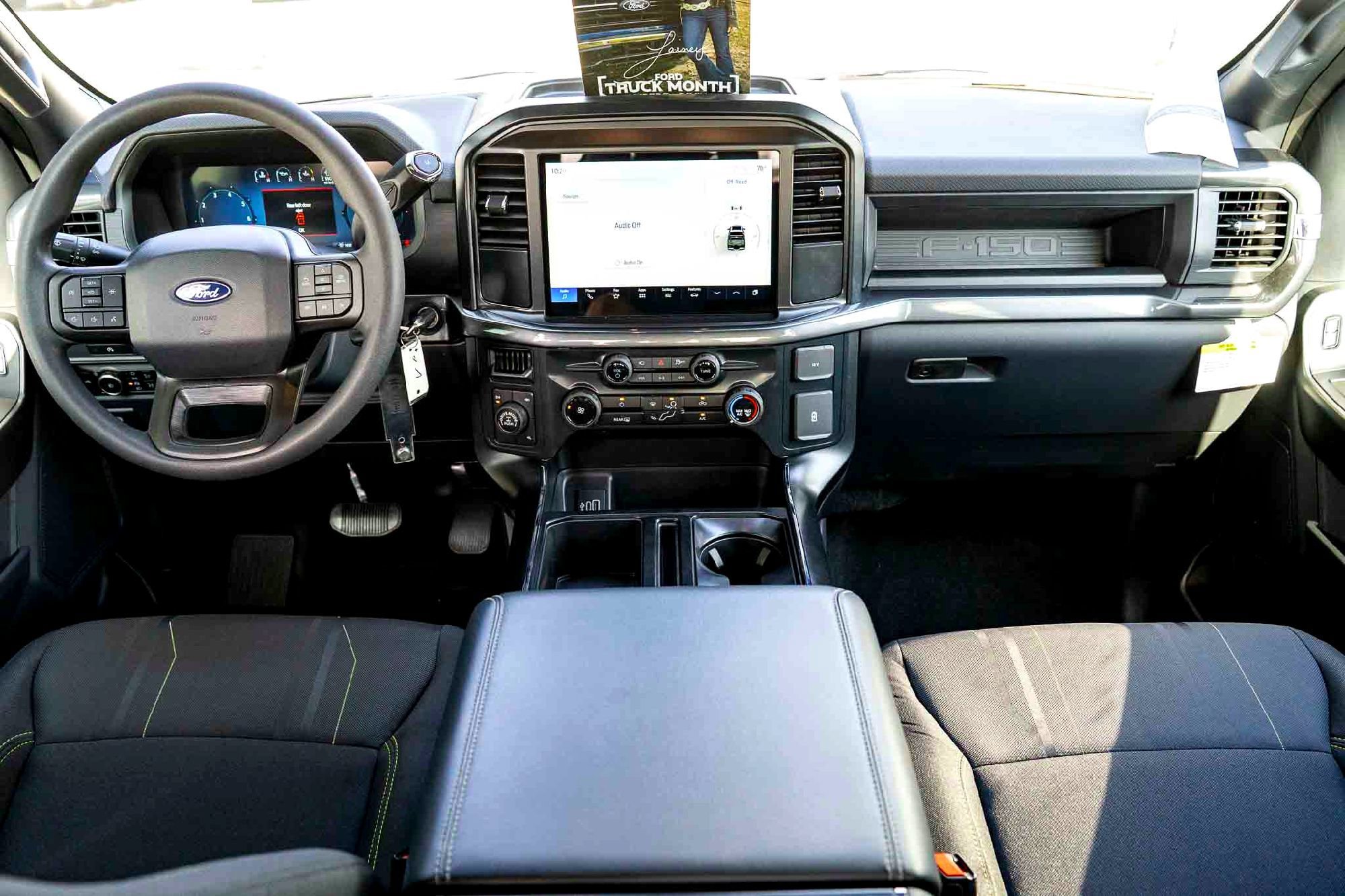New 2025 Oxford White Ford STX image 20
