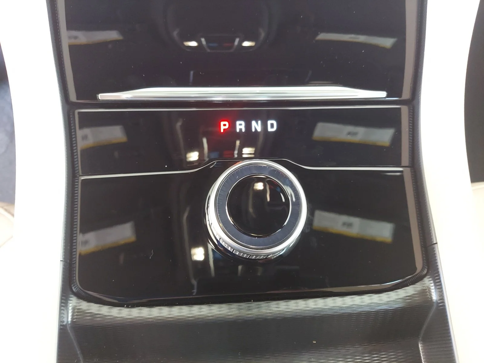New 2026 Baltic Gray Metallic Clearcoat Jeep Limited image 21