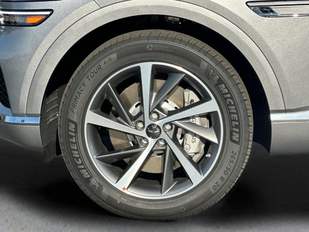 New 2026 Silver Genesis 2.5T Select image 26