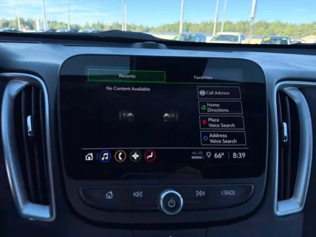 Used 2025 Mosaic Black Metallic Chevrolet 1LT image 26