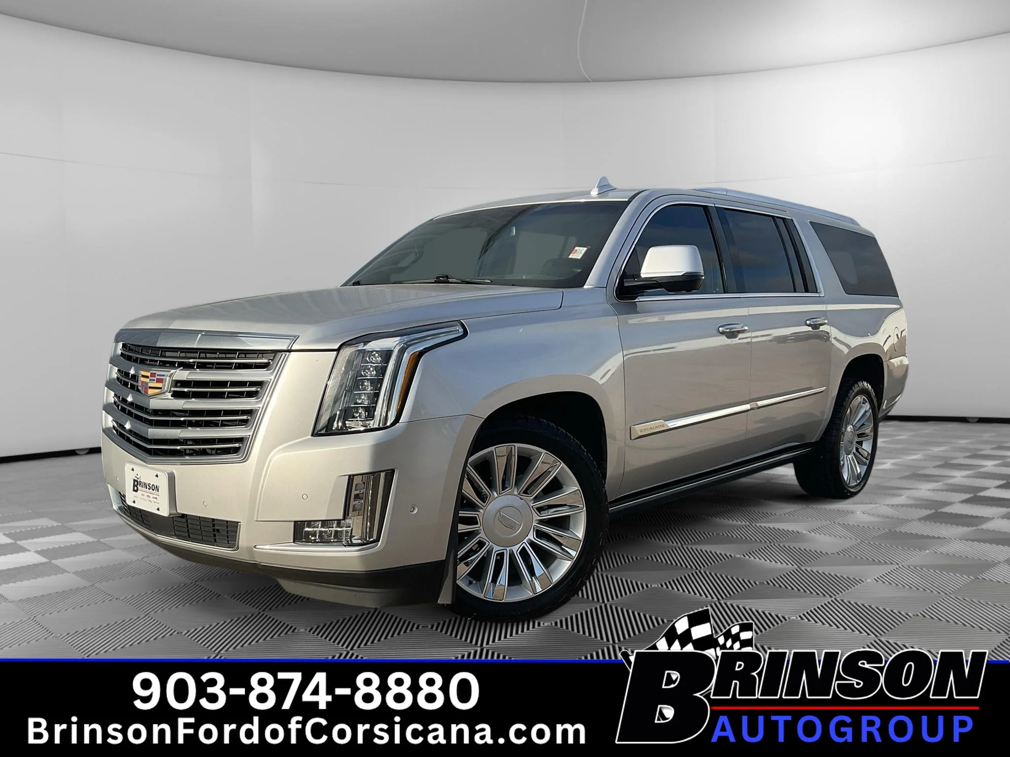 Used 2018 Radiant Silver Metallic Cadillac Platinum image 1