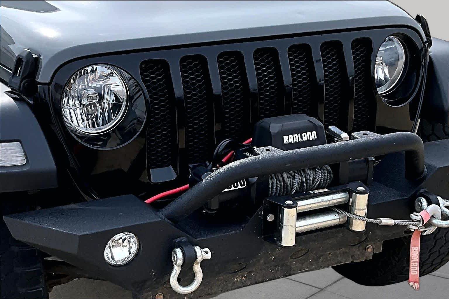 Used 2021 Sting-Gray Clearcoat Jeep Unlimited Willys Sport image 27
