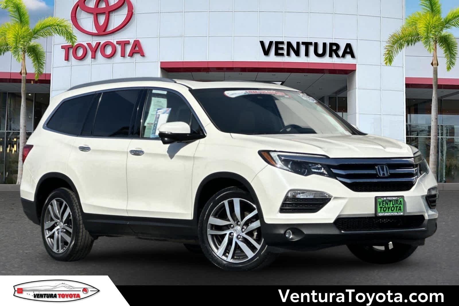 2017 Honda Pilot 2WD Touring's photo