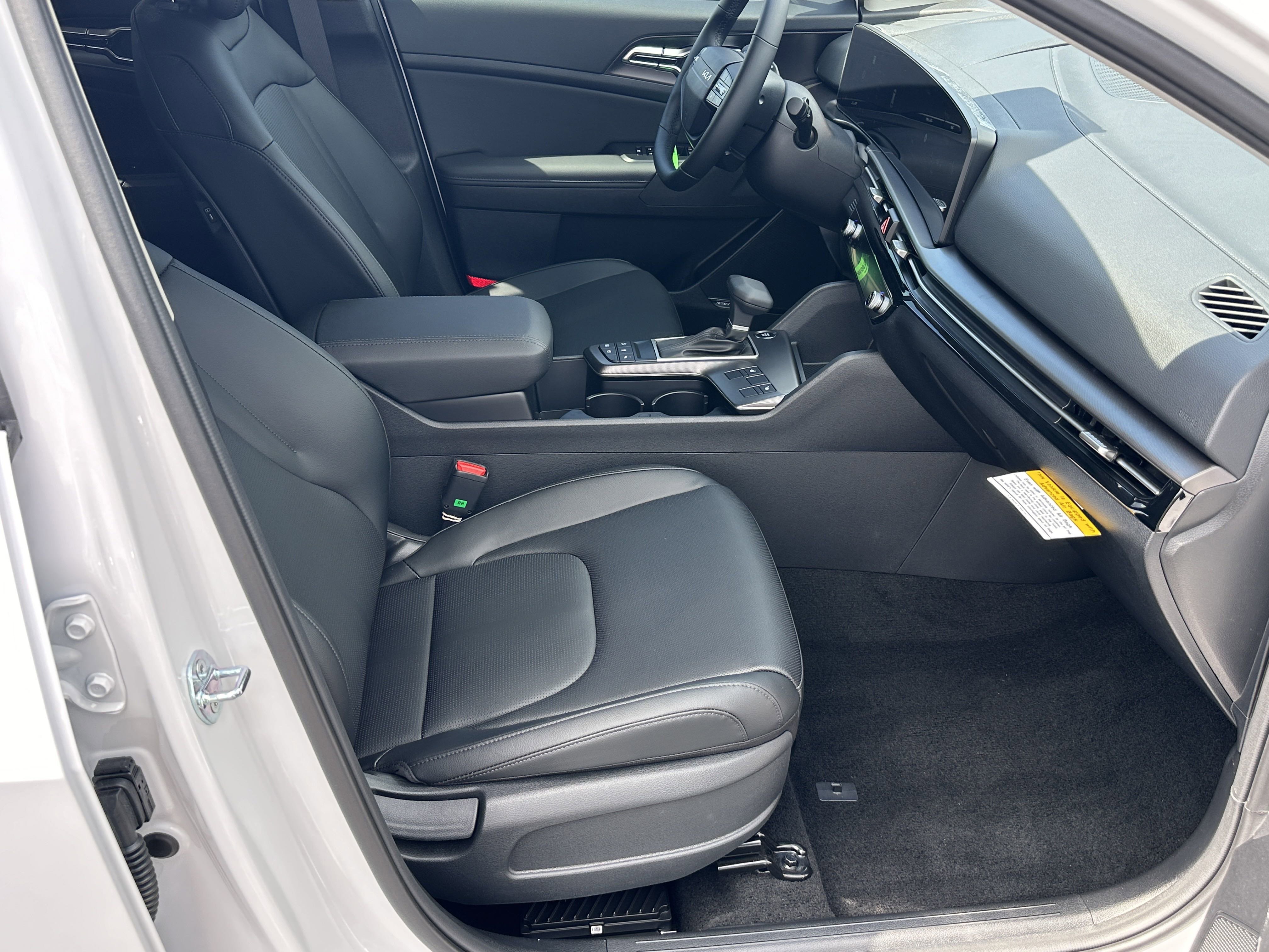 2026 Kia Sportage SX - Photo 15