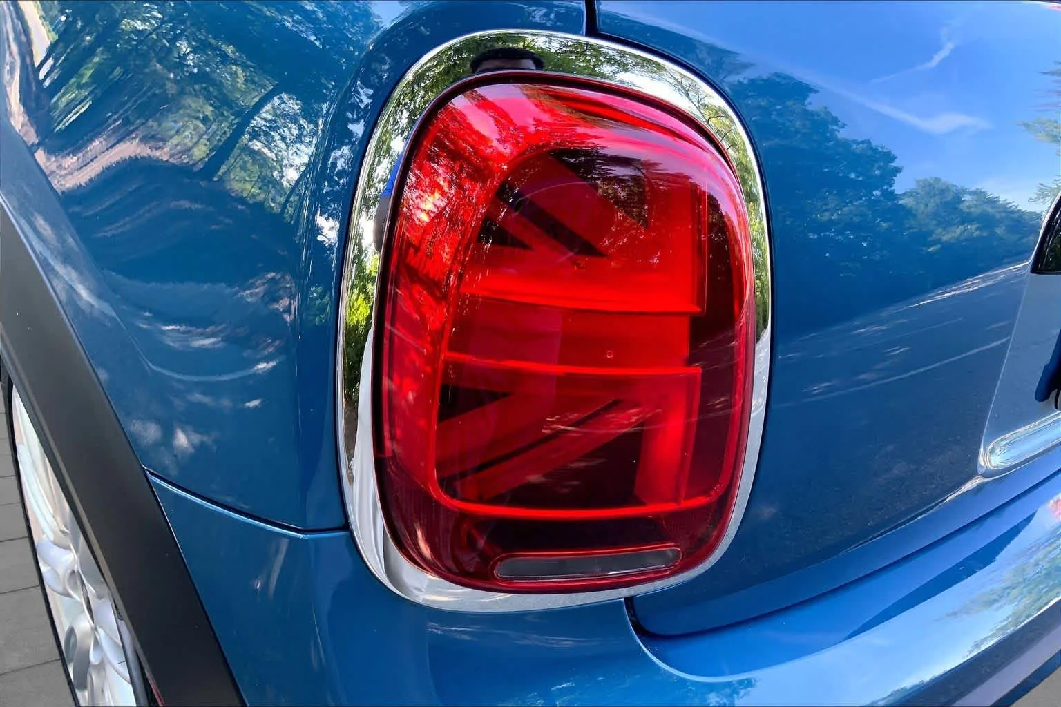 Certified Used 2024 Island Blue Metallic MINI Cooper S image 27