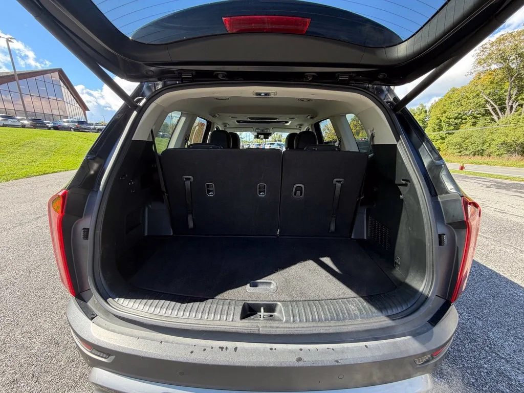 Used 2022 Black Kia EX image 42