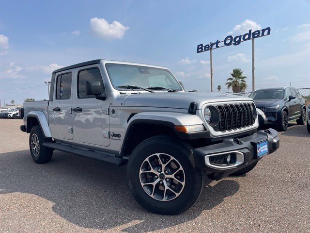 2024 Jeep Gladiator
