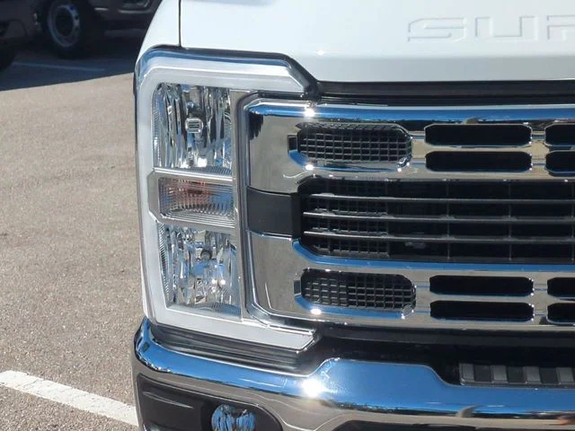 New 2026 Oxford White Ford F-250® XLT image 10