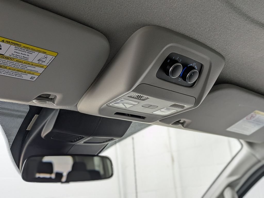 Used 2024 White Ford XLT image 28