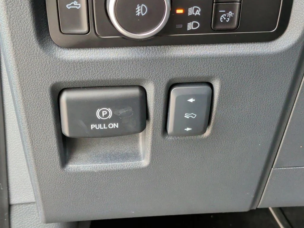 Used 2023 Gray Ford Tremor image 17
