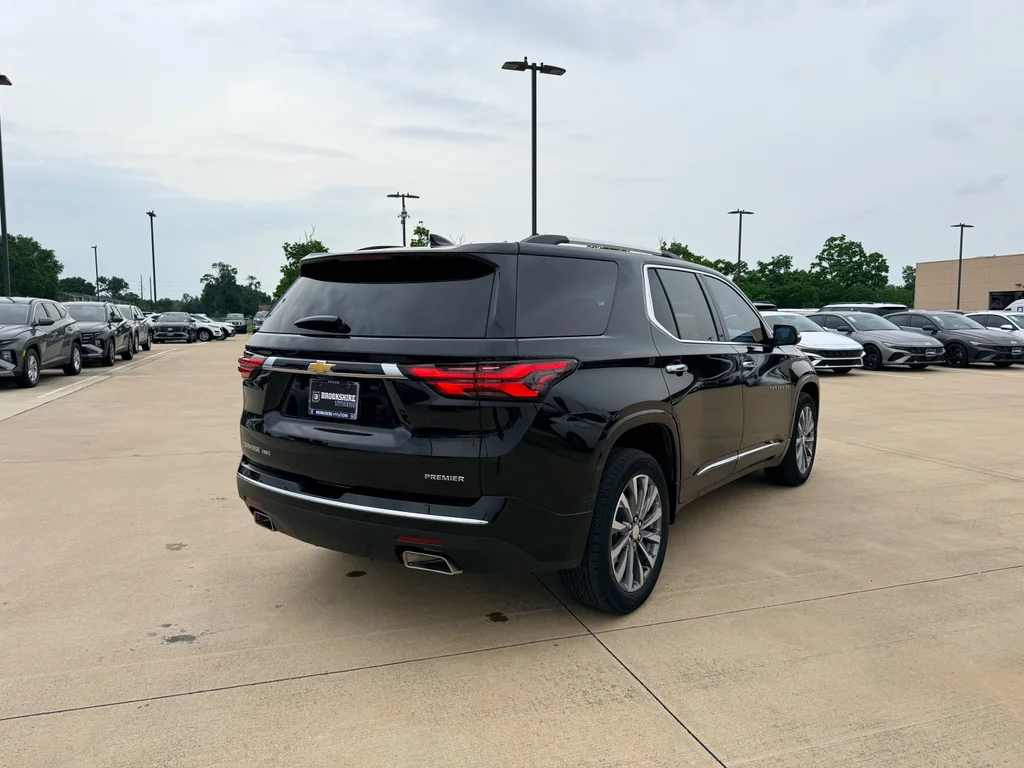 Used 2023 Mosaic Black Metallic Chevrolet Premier image 6
