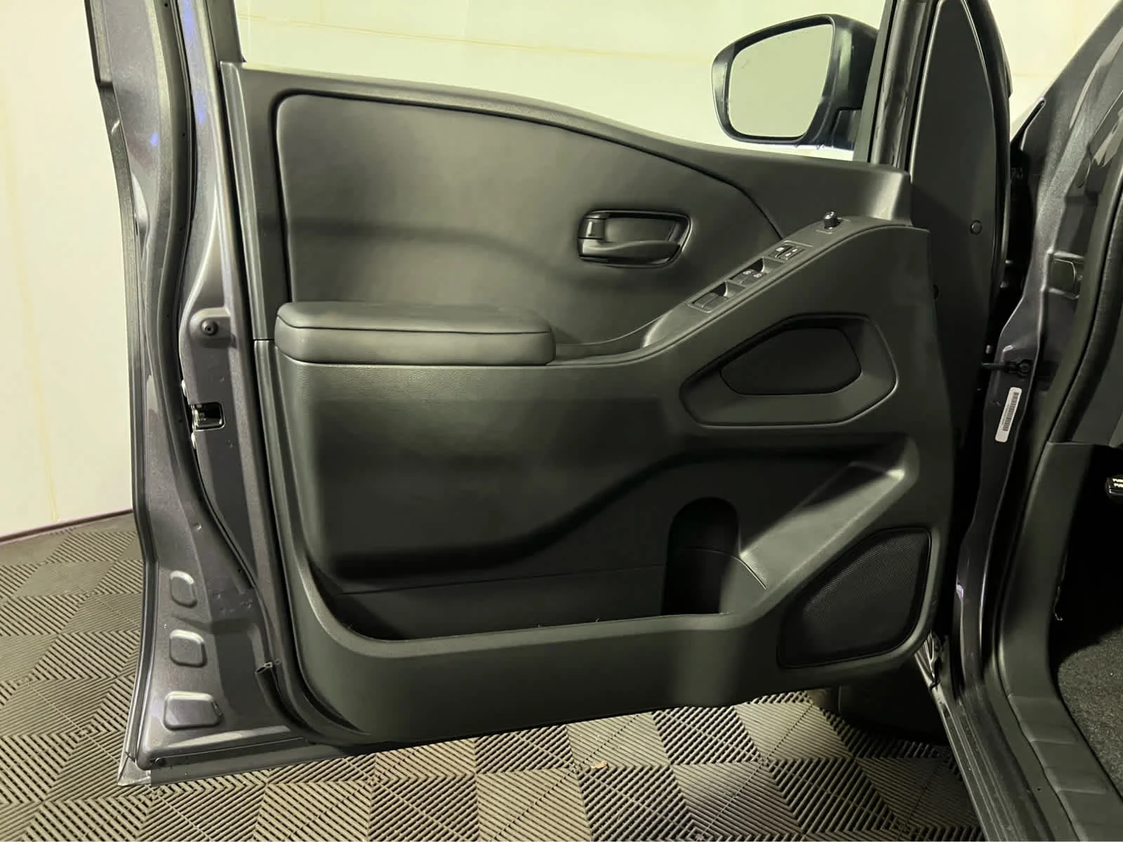 New 2026 Gun Metallic Nissan Crew Cab SV image 14