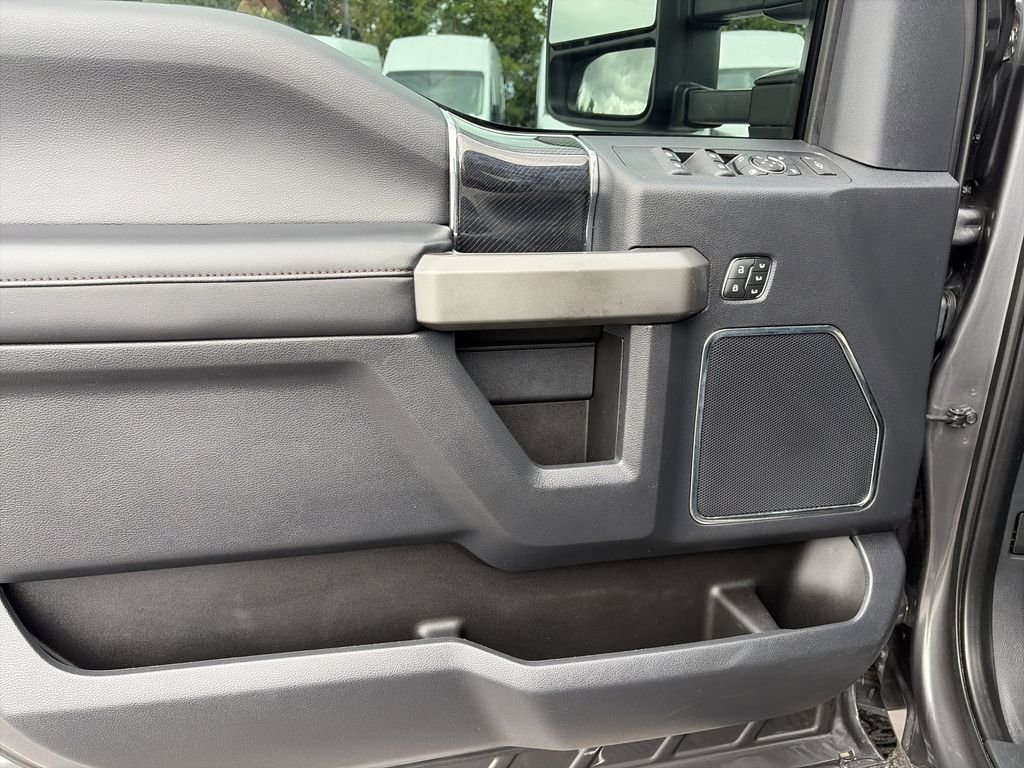 Used 2022 Gray Ford Platinum image 18