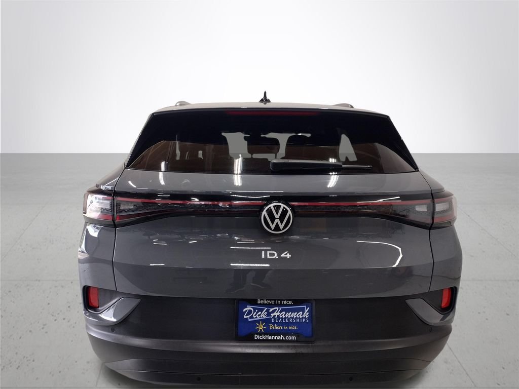 Used 2023 Black Volkswagen Pro S image 12