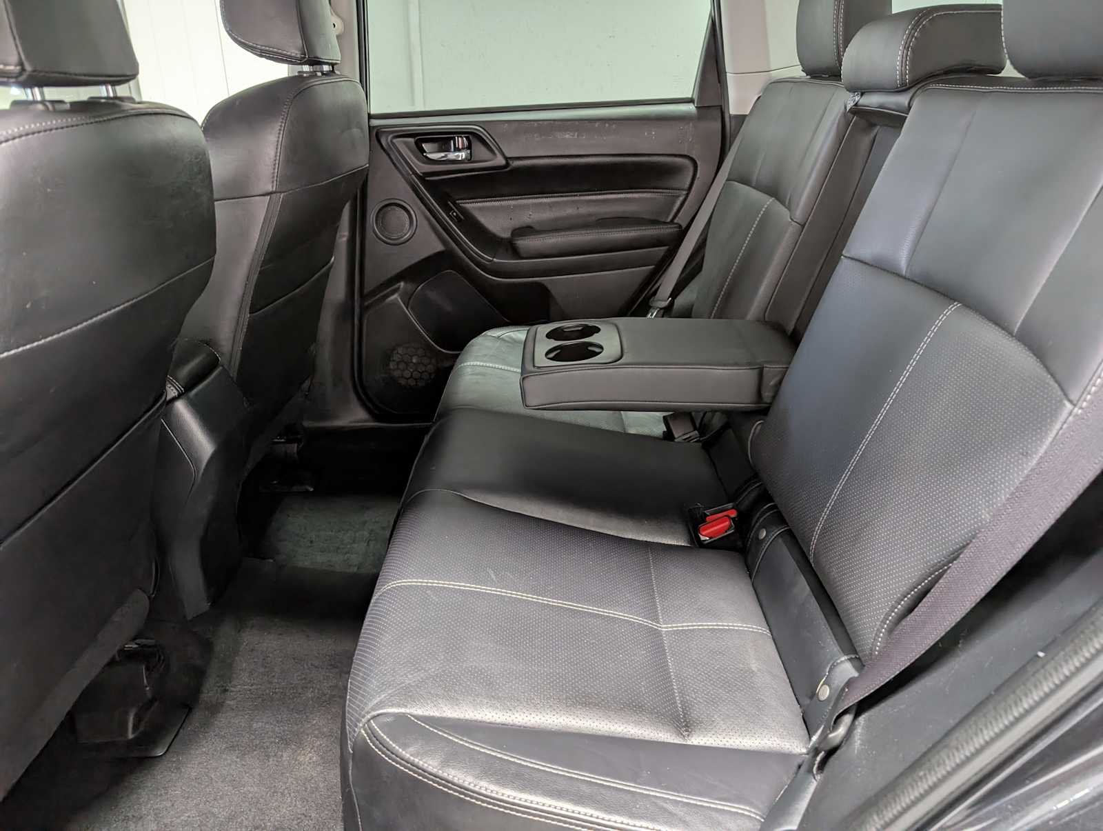 Used 2018 Dark Gray Metallic Subaru Touring image 22