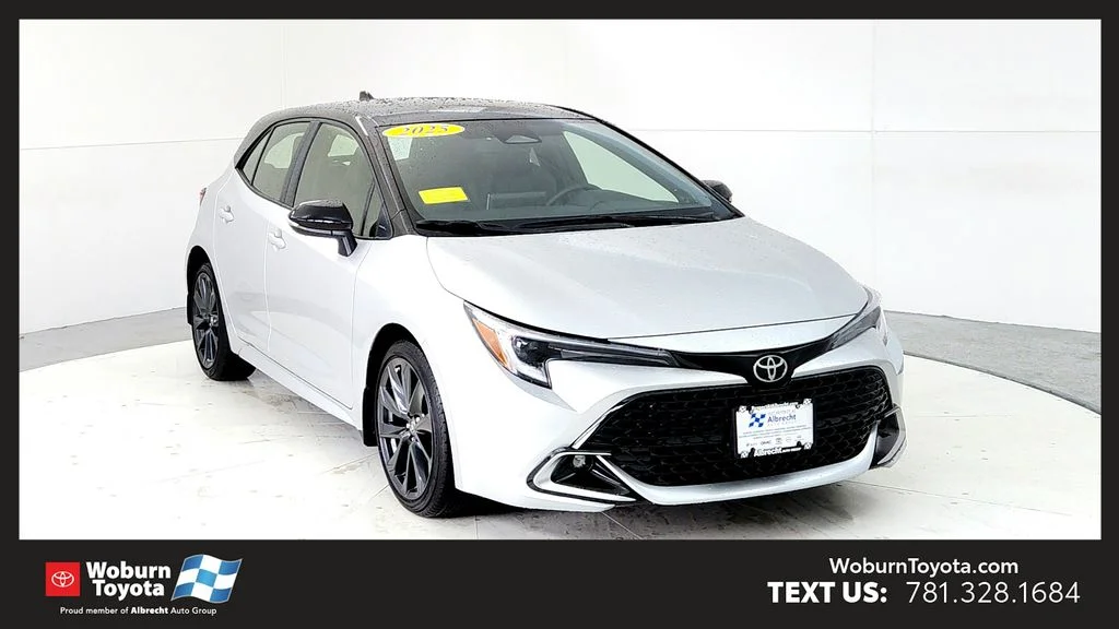 2025 Toyota Corolla XSE CVT's photo