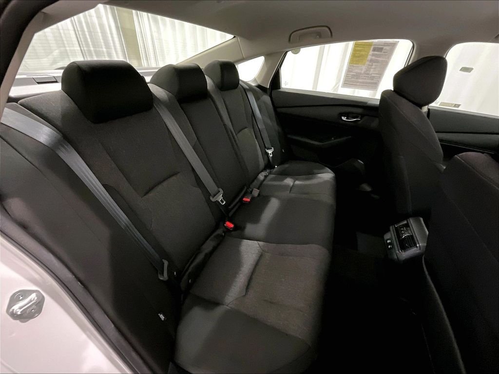 Used 2025 White Honda LX image 16
