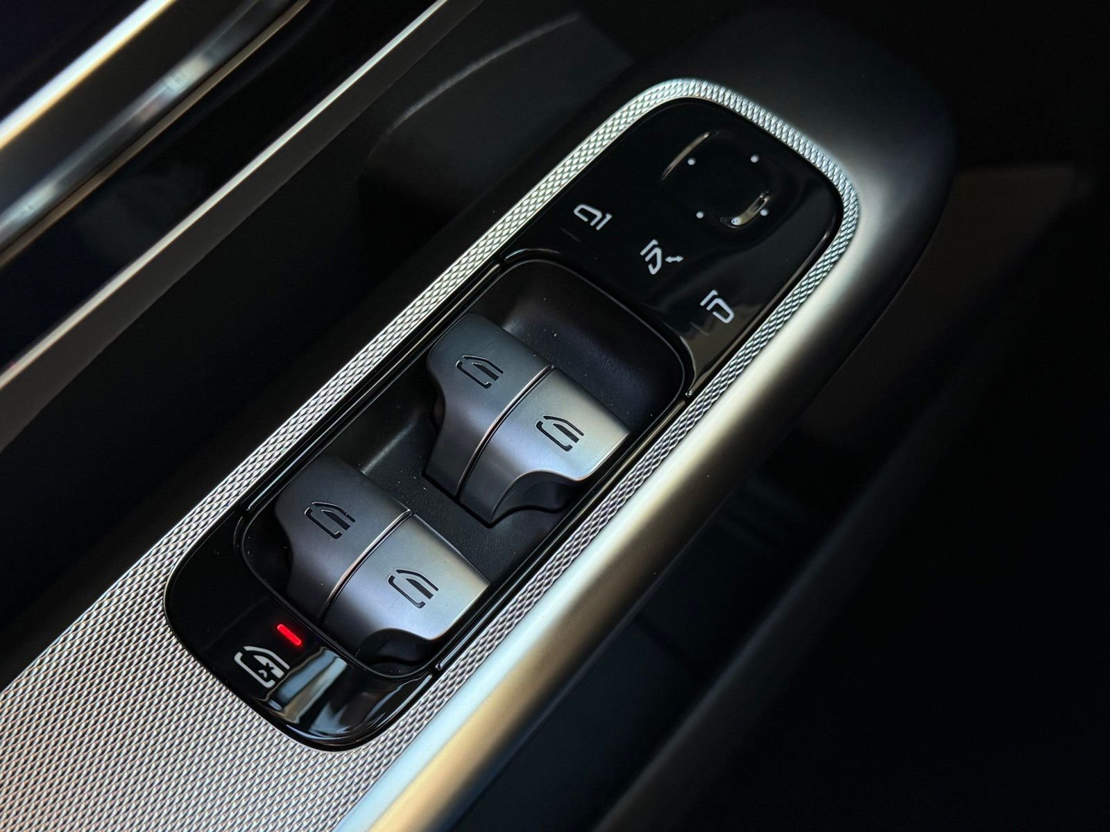 New 2026 Cirrus Silver Metallic Mercedes-Benz GLC 300 image 20