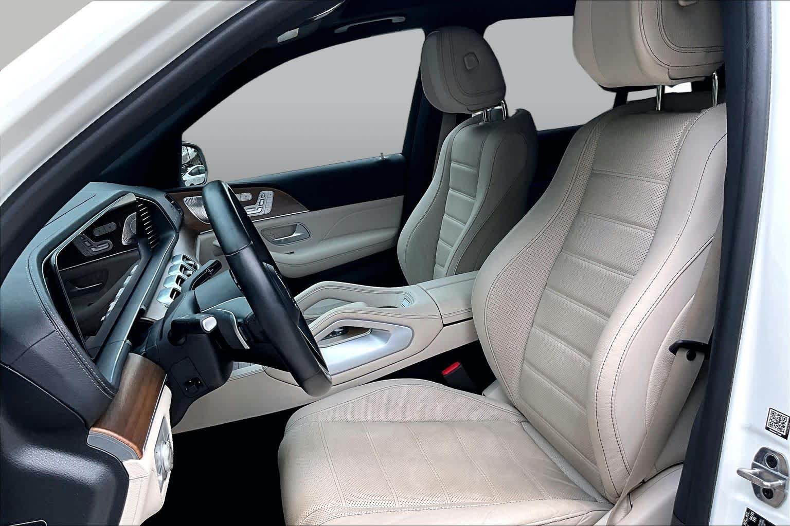 Used 2024 MANUFAKTUR Diamond White Metallic Mercedes-Benz GLE 350 image 8