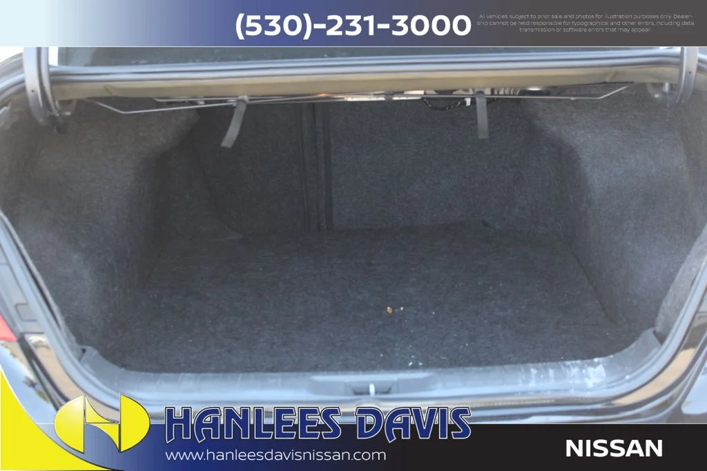 Used 2018 Black Nissan 2.5 SL image 10