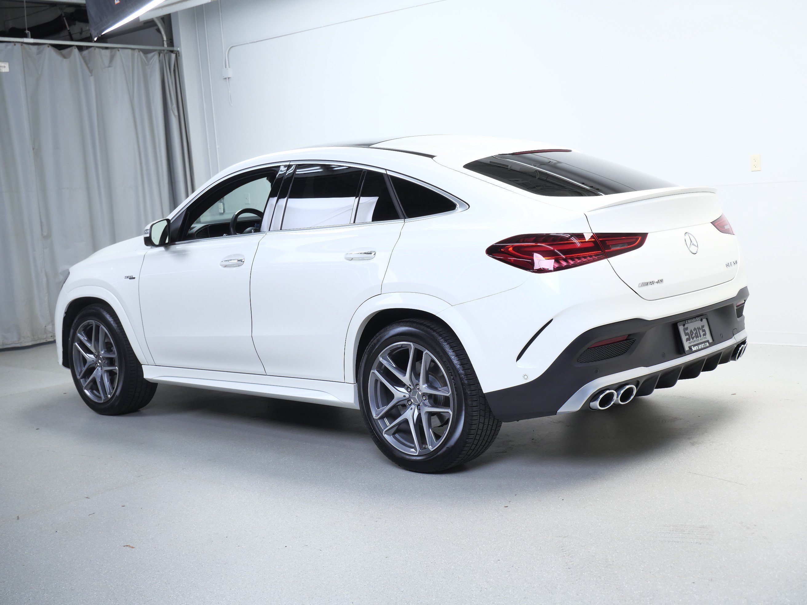 Certified Used 2024 MANUFAKTUR Diamond White Metallic Mercedes-Benz AMG® GLE 53 image 11