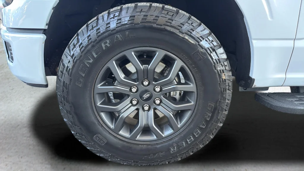 Used 2025 White Ford Tremor image 29