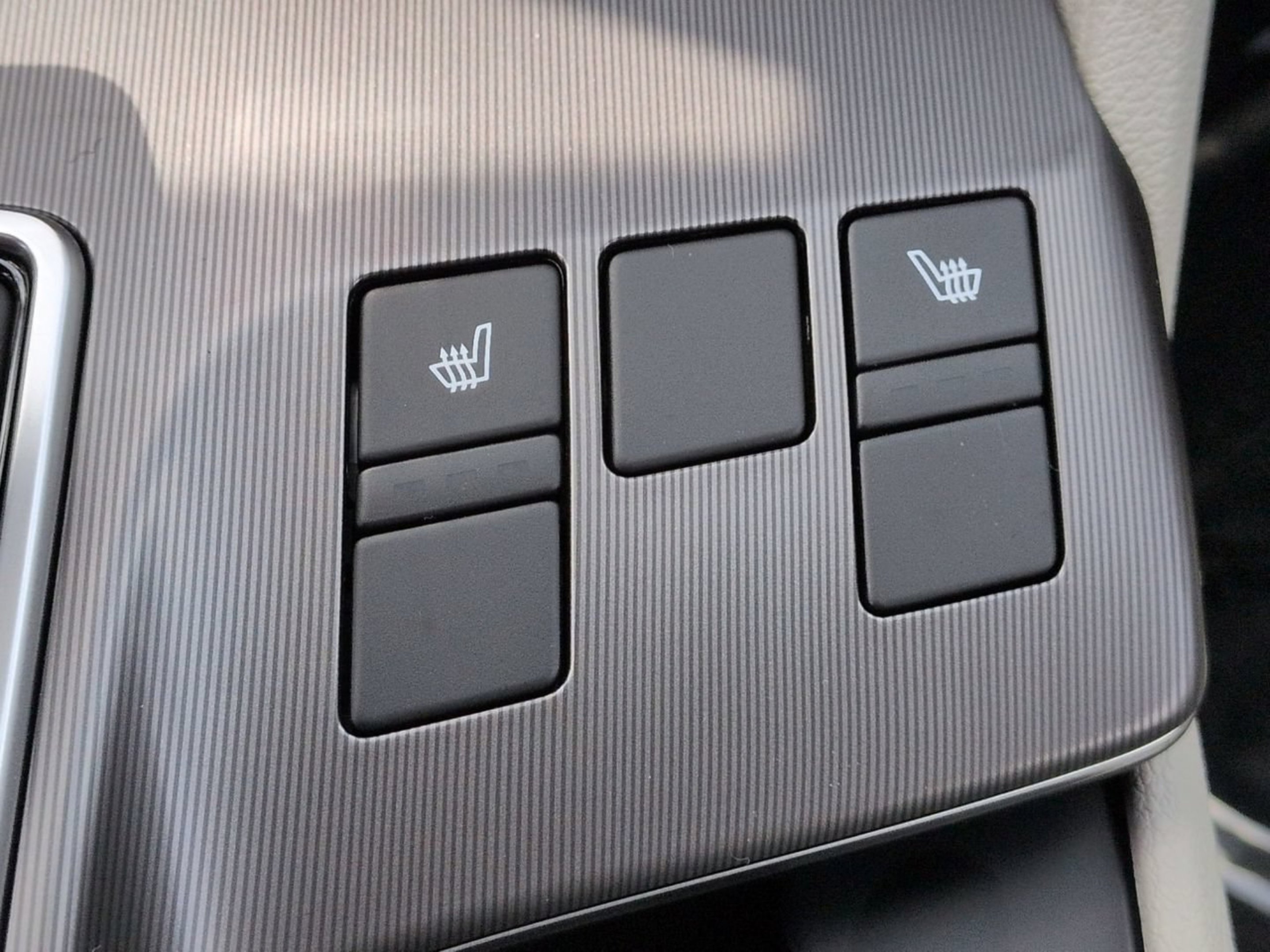 New 2026 Panthera Metal Gray Kia EX image 28