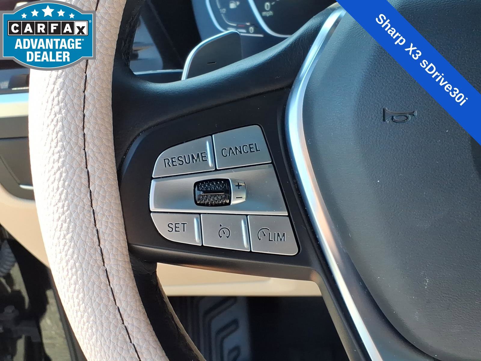 Used 2022  BMW sDrive30i image 28