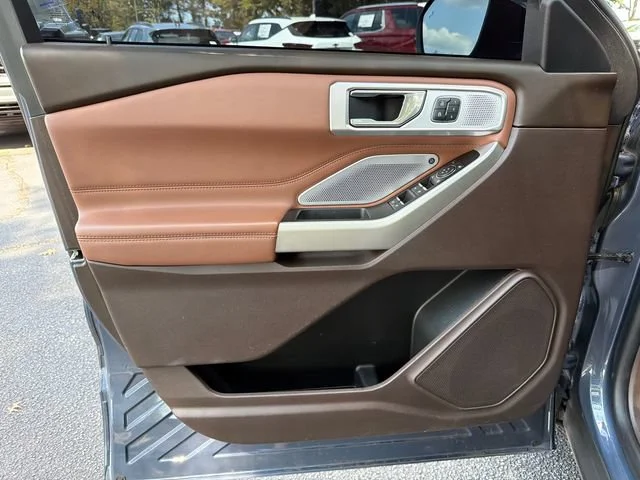 Used 2021 Blue Ford King Ranch image 10