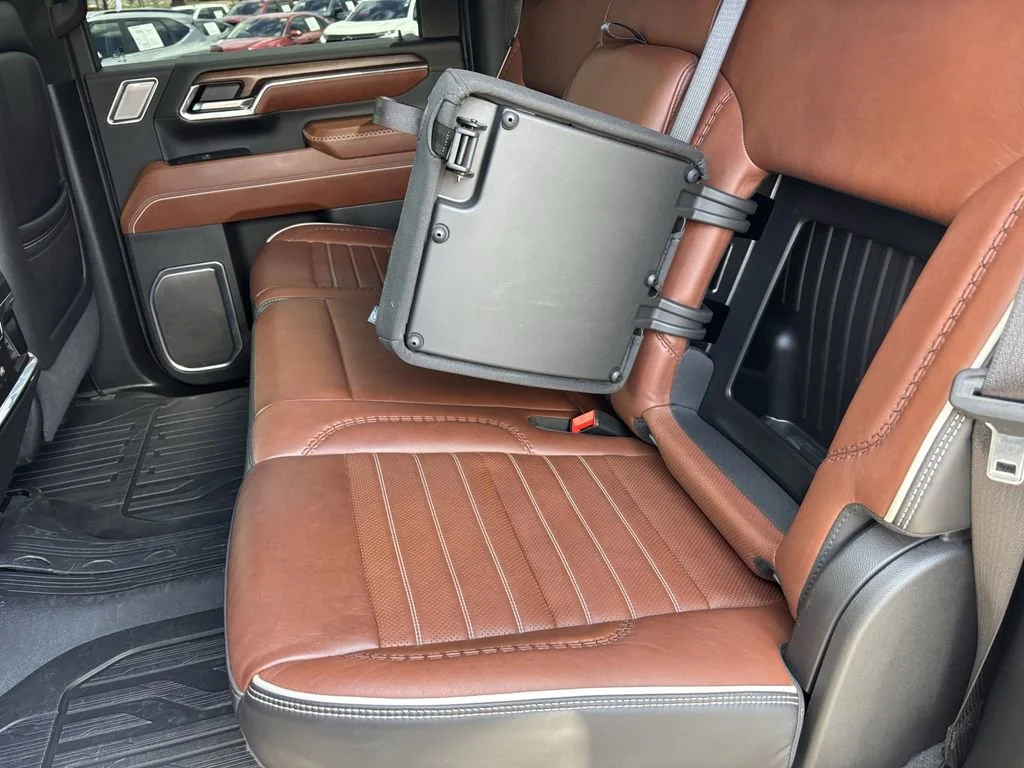 Used 2024 Sterling Metallic GMC Denali Ultimate image 32