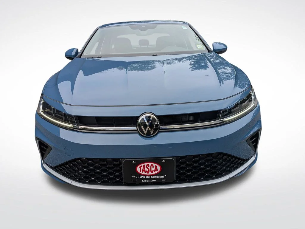 Used 2025 Blue Volkswagen 1.5T S image 8