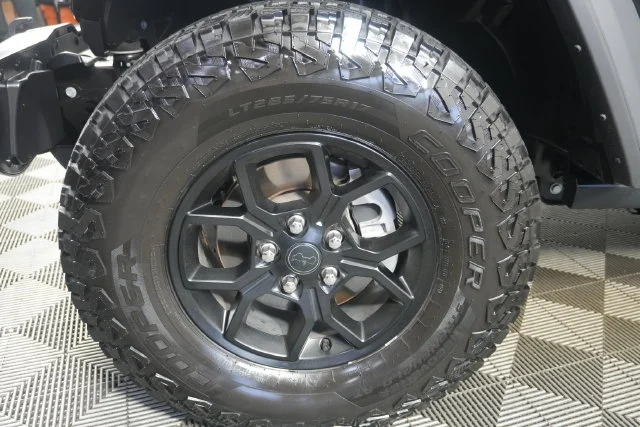 Certified Used 2025 Black Clearcoat Jeep Willys image 9
