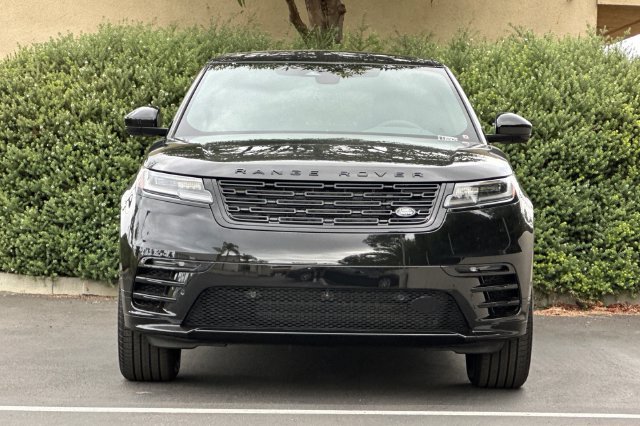 New 2026 Santorini Black Land Rover P250 Base image 8