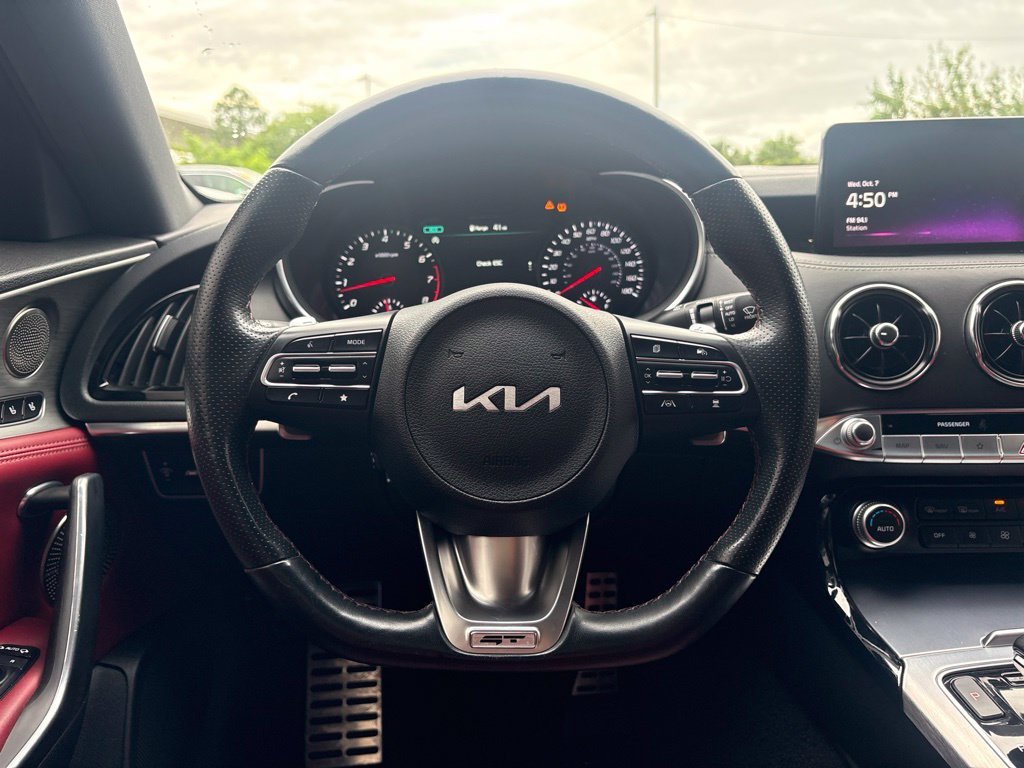 Used 2023  Kia GT2 image 25