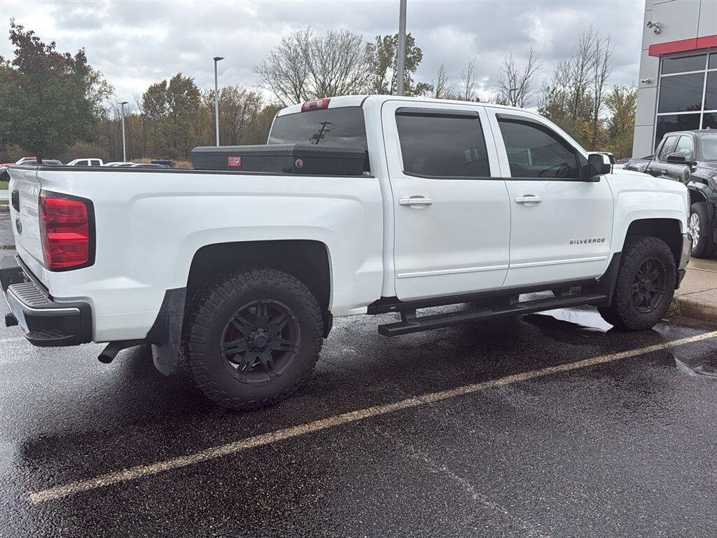 Used 2016 Summit White Chevrolet LT image 2
