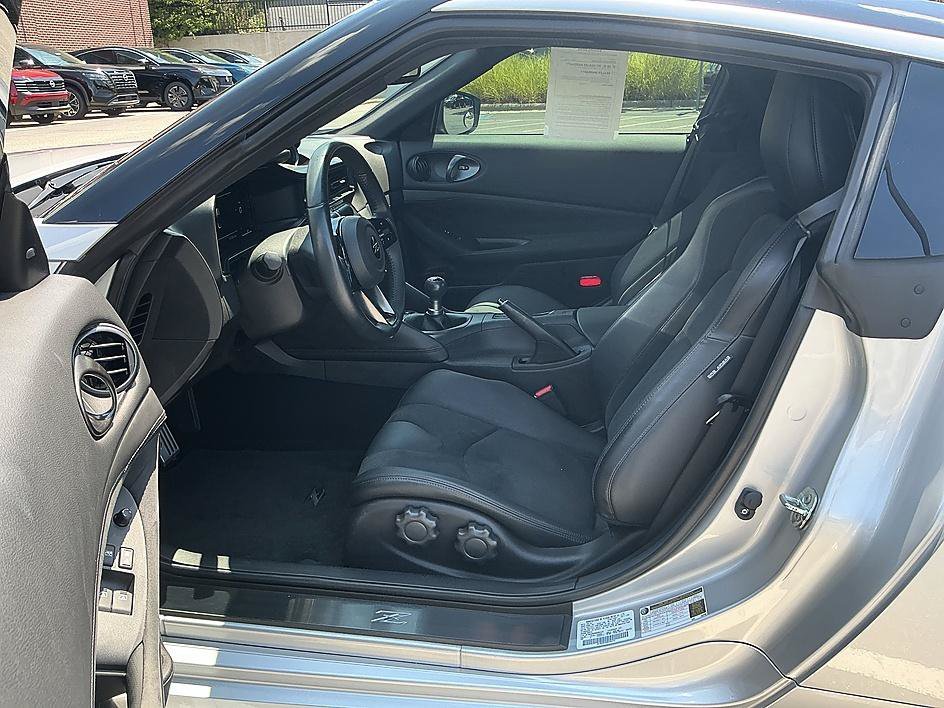 Used 2024 Brilliant Silver/Super Black Nissan Performance image 12