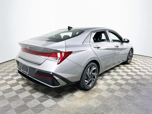 Certified Used 2025 Silver Hyundai SEL Convenience image 3