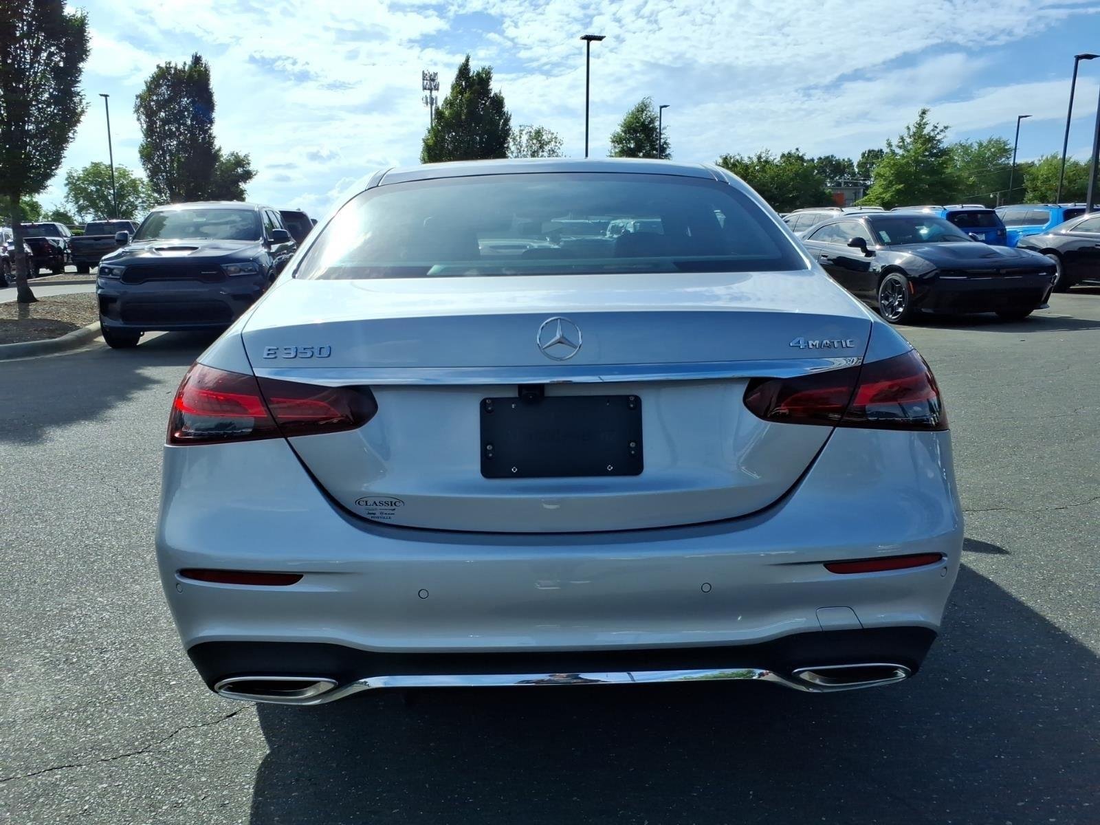 Used 2021  MERCEDES BENZ  image 16