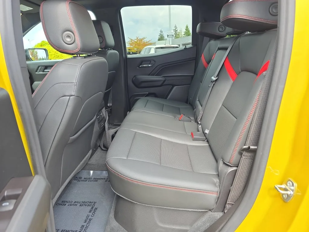 Certified Used 2023 Yellow Chevrolet Z71 image 9