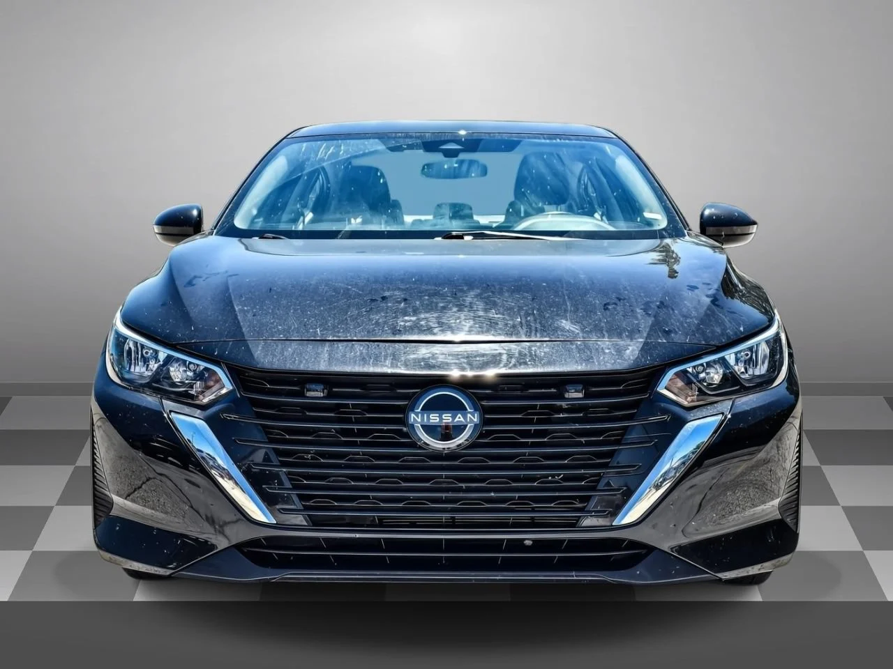 Used 2024  Nissan SV image 1