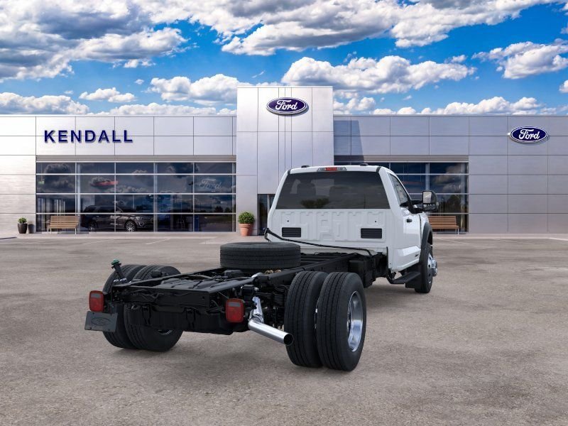 2026 Ford F-600 Super Duty Chassis Cab XLT - Photo 8