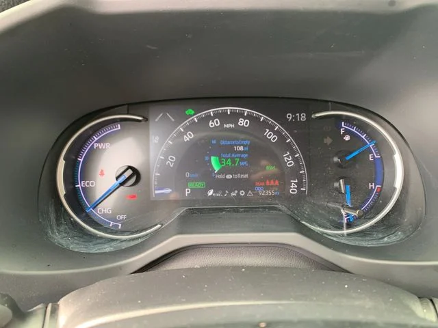 Used 2023 Black Toyota XLE Premium image 29