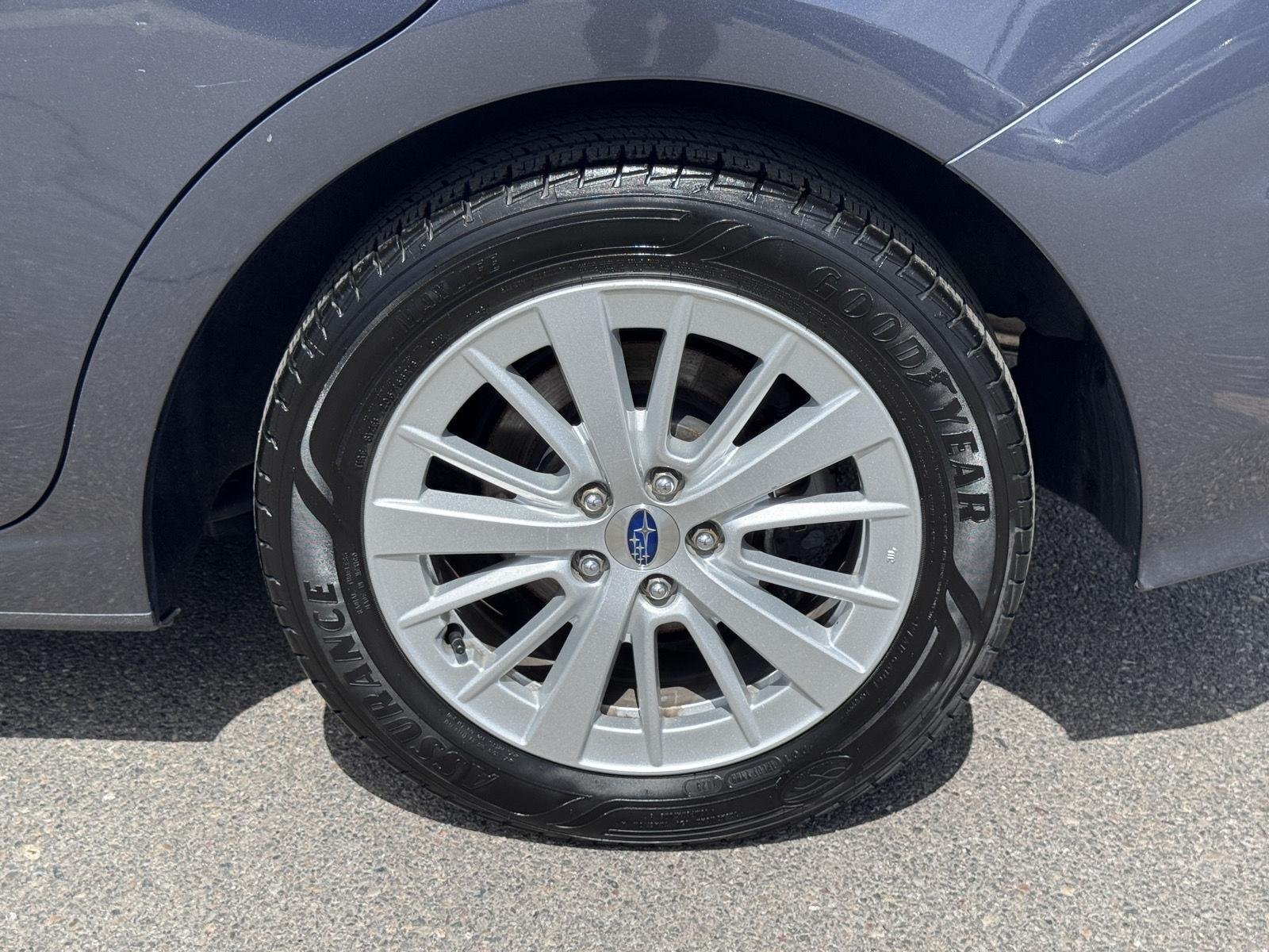 Used 2017 Ice Silver Metallic Subaru Premium image 12
