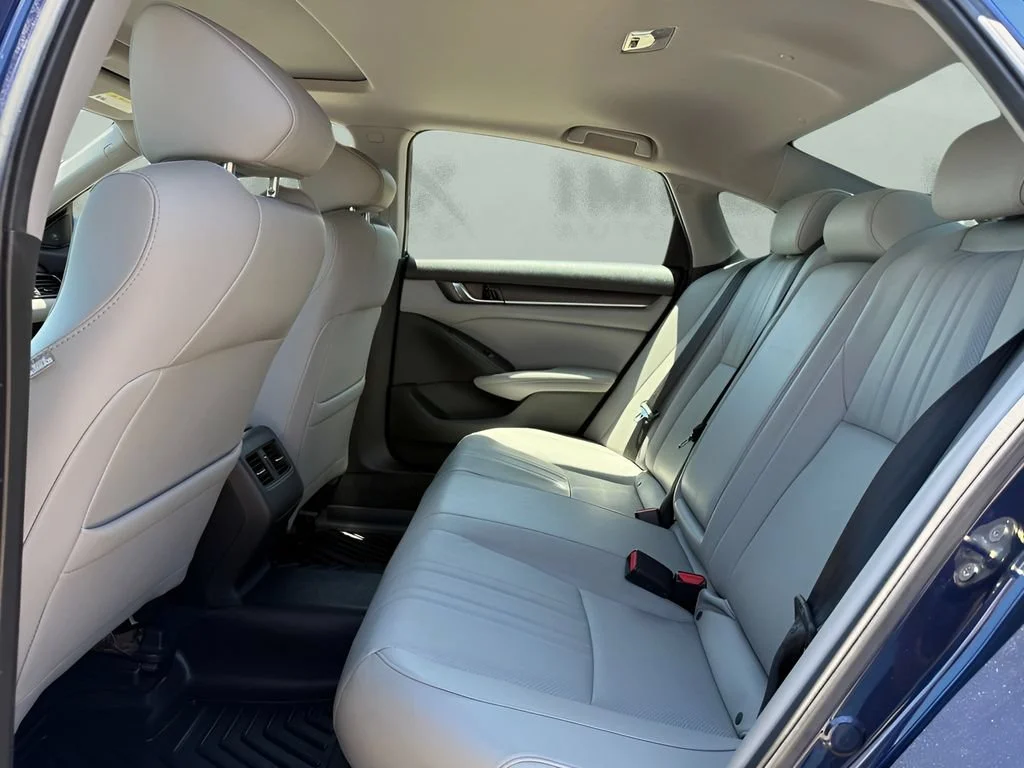 Used 2020  Honda EX-L image 14