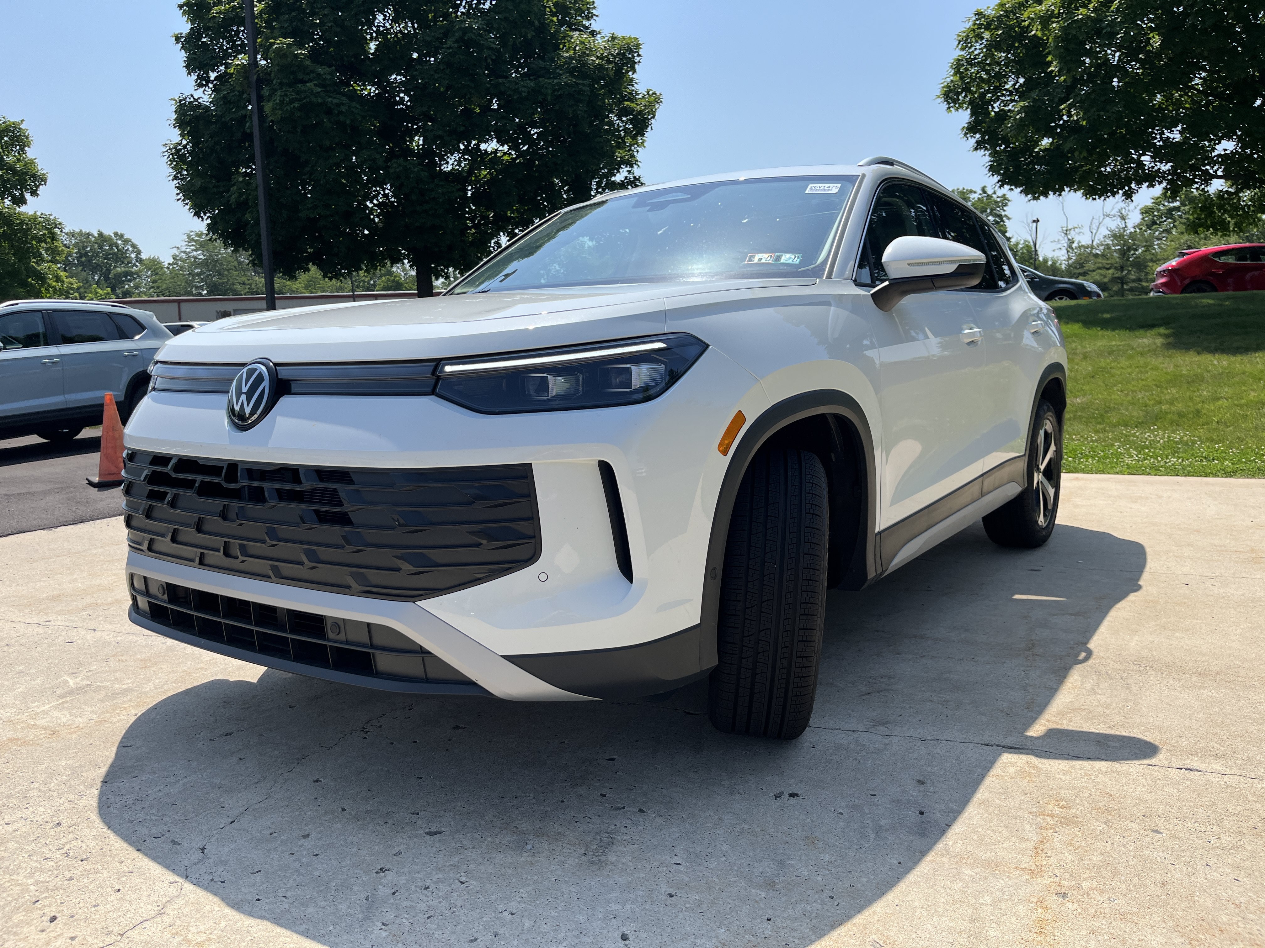 New 2026 White Volkswagen SE image 8