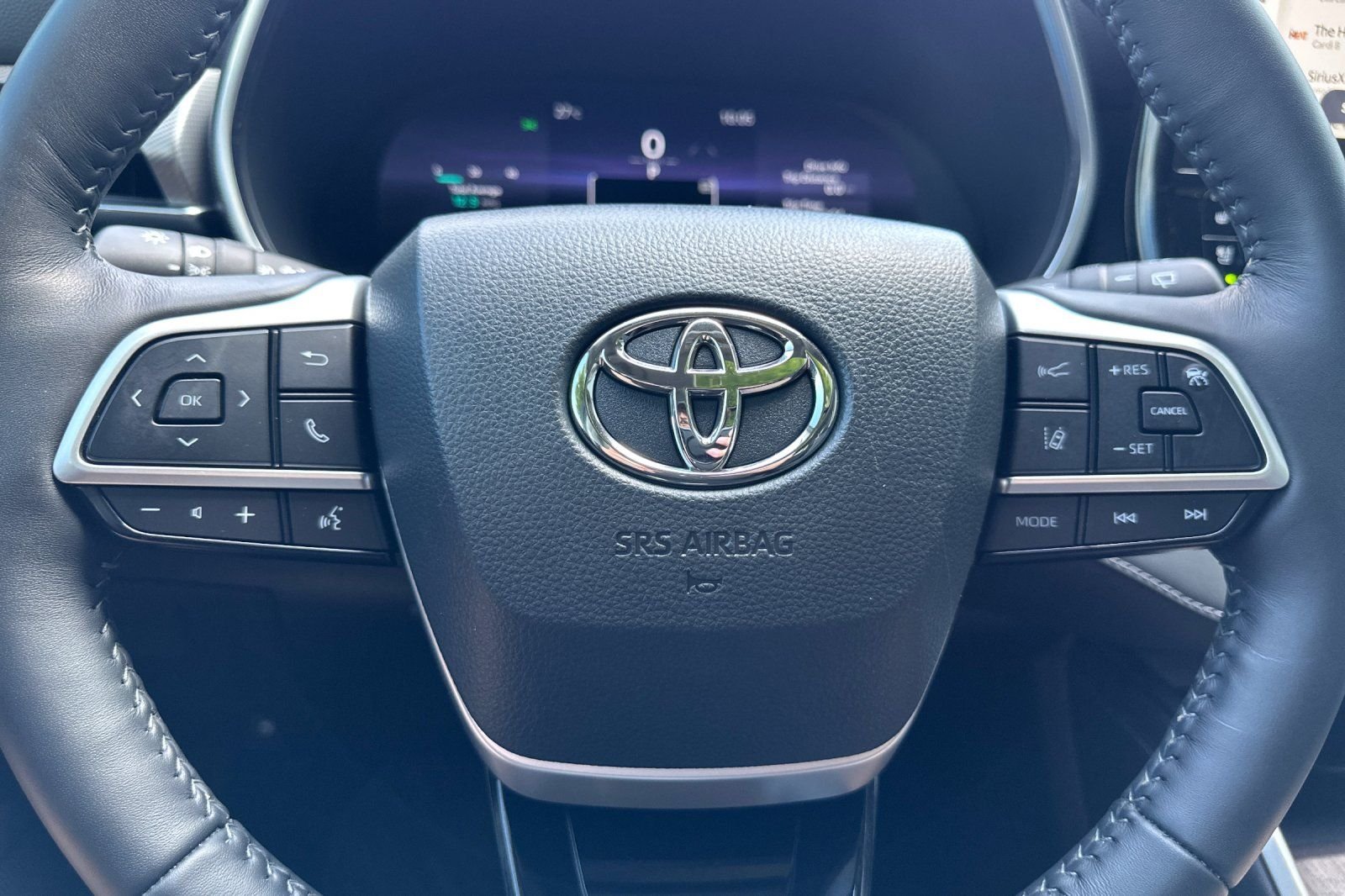 Used 2024  Toyota Platinum image 24