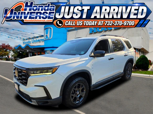 Certified Used 2024 Platinum White Pearl Honda TrailSport image 1