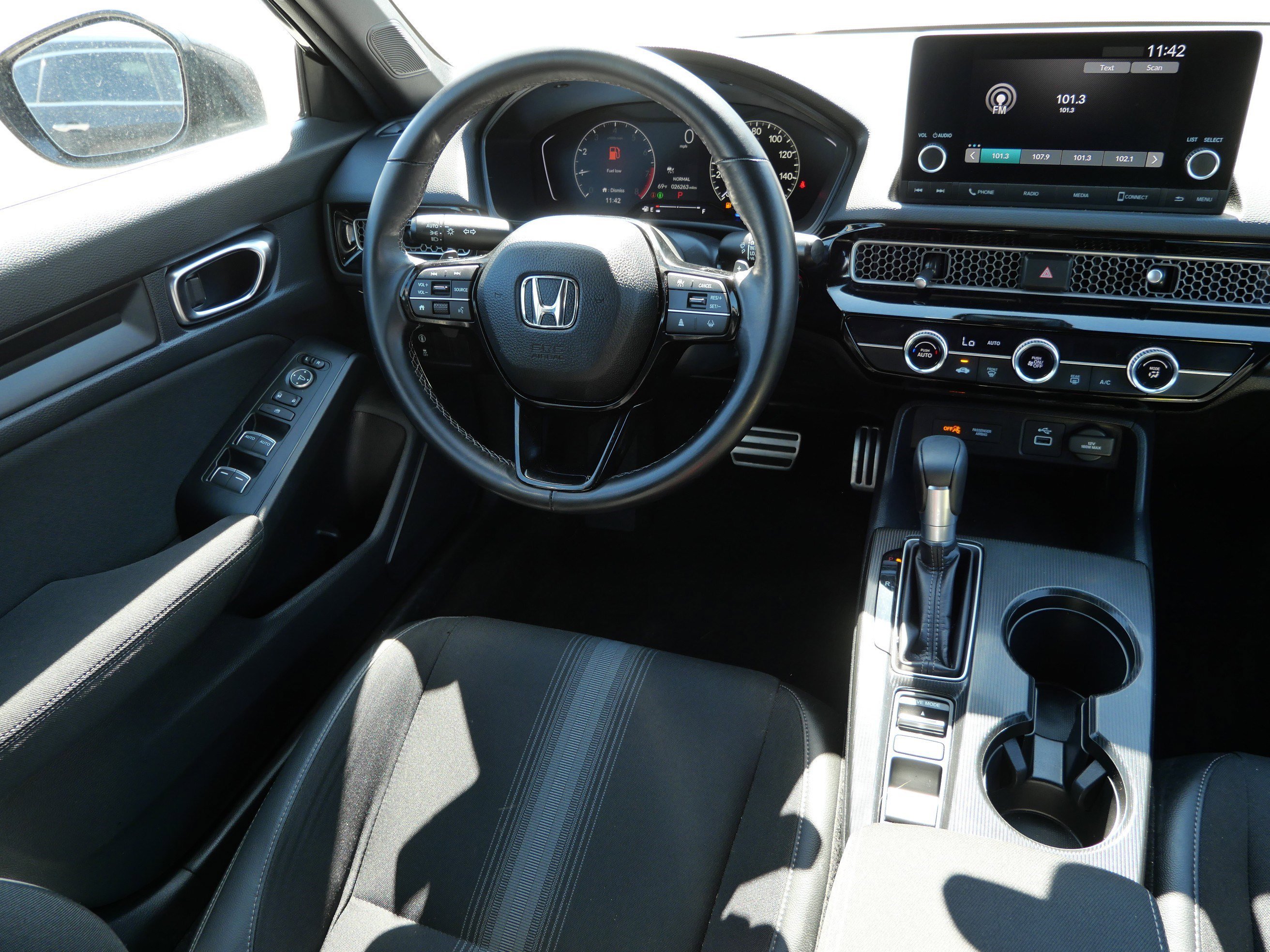 Used 2024 Crystal Black Pearl Honda Sport image 9