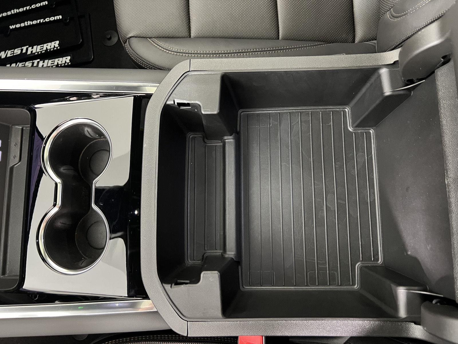 Used 2025 Sterling Gray Metallic Chevrolet High Country image 19