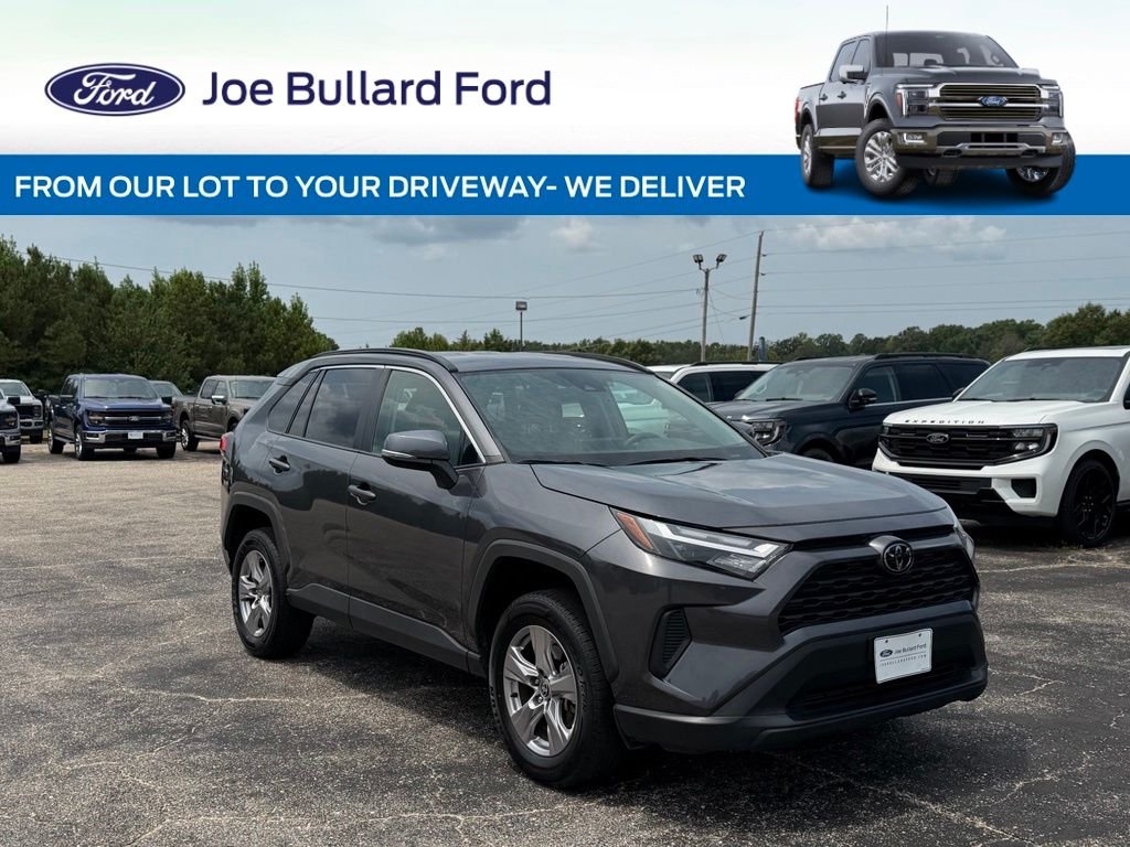 Used 2025 Gray Toyota XLE image 1